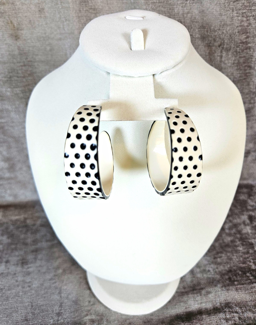 Black & White Polka Dot Hoop Earrings Plastic Lightweight Vintage